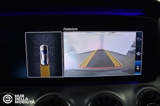 MERCEDES-BENZ E 220 d AMG-Line